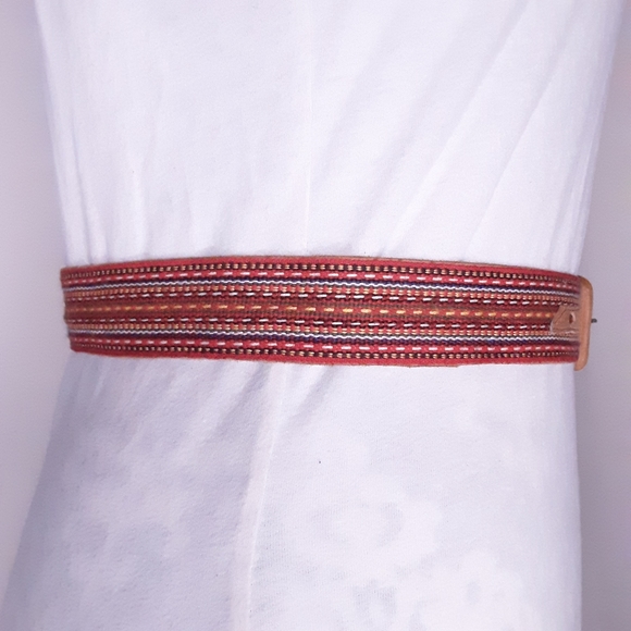 Lightweight Geometric Print Fabric Belt - Picture 4 of 6